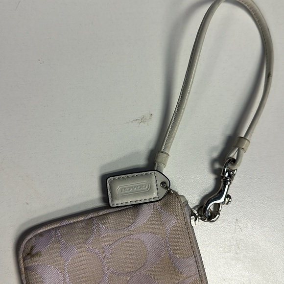 Wristband Coach purse, purple - Picture 2 of 2